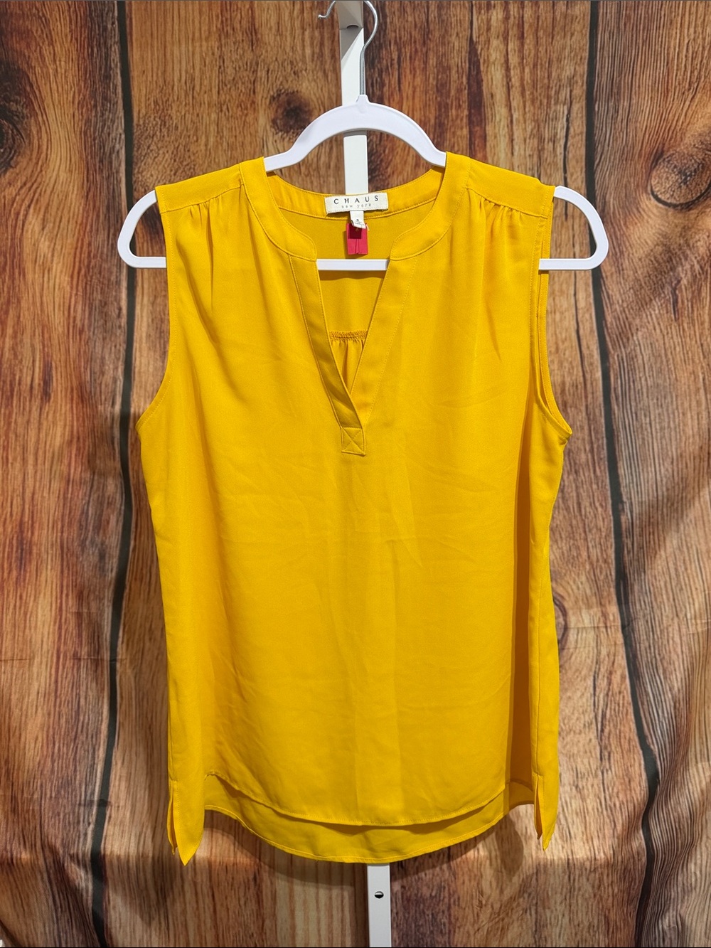 🚨(4/$10) Chaus V- neck Chiffon Blouse Size S